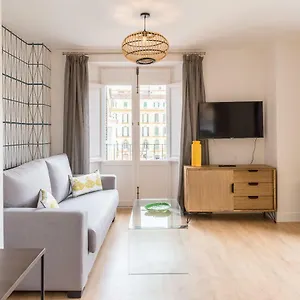 urbe10-plaza-de-la-merced-duplex-2-bedrooms.1costadelsol.com/